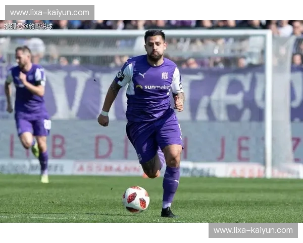 绿茵狂想曲：当“紫白之魂”撞上“传统豪门”，奥斯纳与纽伦堡的恩怨谁主沉浮？